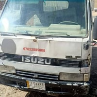 شاحنة • معلومات ناقصة • اتصال فقط