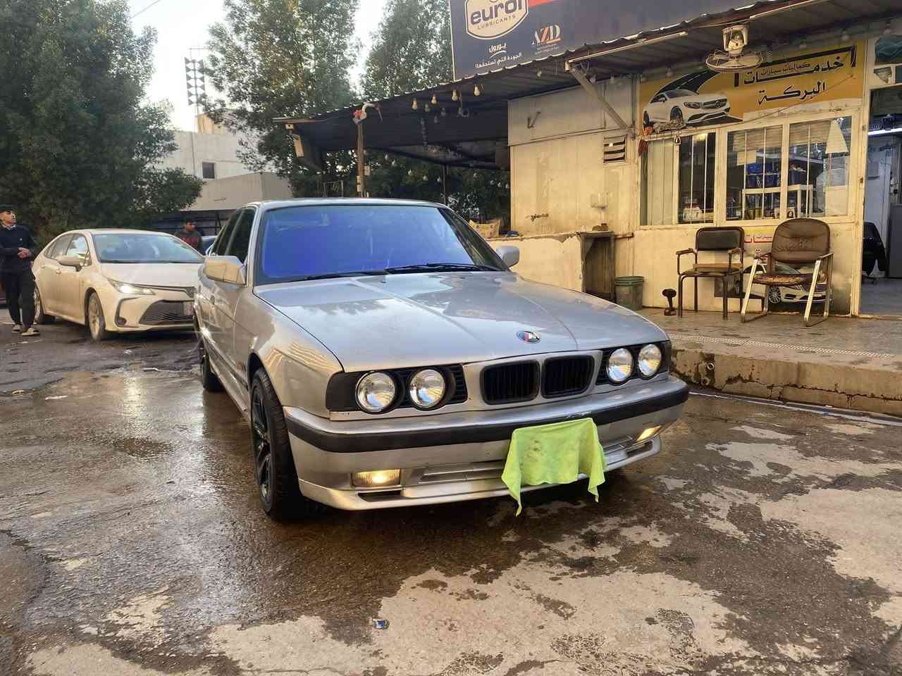 السلام عليكم بيم 525كير محرك كفاله صدر جديد تخم تاير جدد موديل 91رقم بغداد مشروع وطني تحويل مباشر 
المكان بغداد المنصور السعر 52 بيه مجال مسكر عدل 
***********
***********
