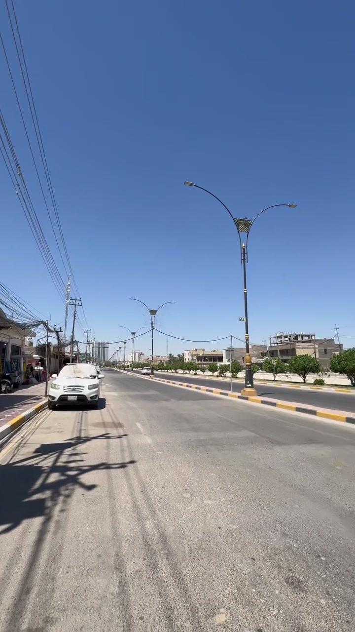 سلام عليكم
سند ٢٠٢٥
قطعة م 1008 
واجههه ٢١ نزال ٤٨ 
ع سايدين البارون تيل ٦٢ بالفرع تقريباً ٣٥٠م ع شارع وكلشي مذكور بلفديو الشراي خاص او الاتصال ع رقم 
***********
