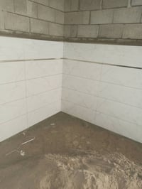 جزء من اعمالي  كاشي بورسلين ازاره بايات سيراميك جداري متفرغ حاليآ 0751...