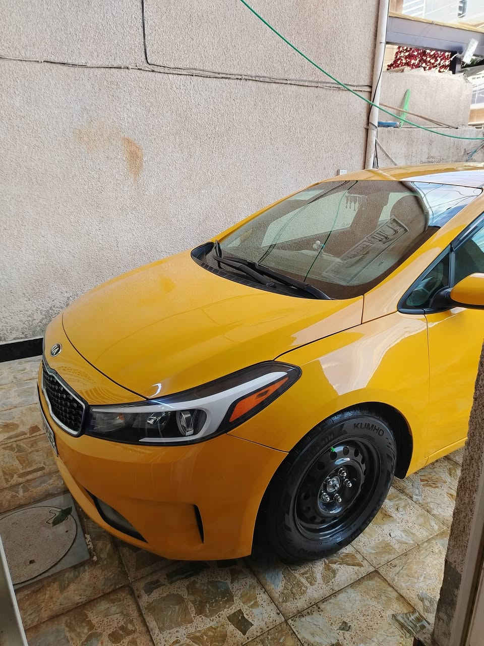 السلام عليكم فورتي موديل 2018 حادث خلفي وحافة البنيد سيارة جديدة بدون ايرباك بدون نقص مكفولة من الشخط والرصعة سيارة كاملة مكملة مكاني بغداد الشعب
رقمي***********بي واتساب السعر 132 ورقة وبي مجال بسيط
