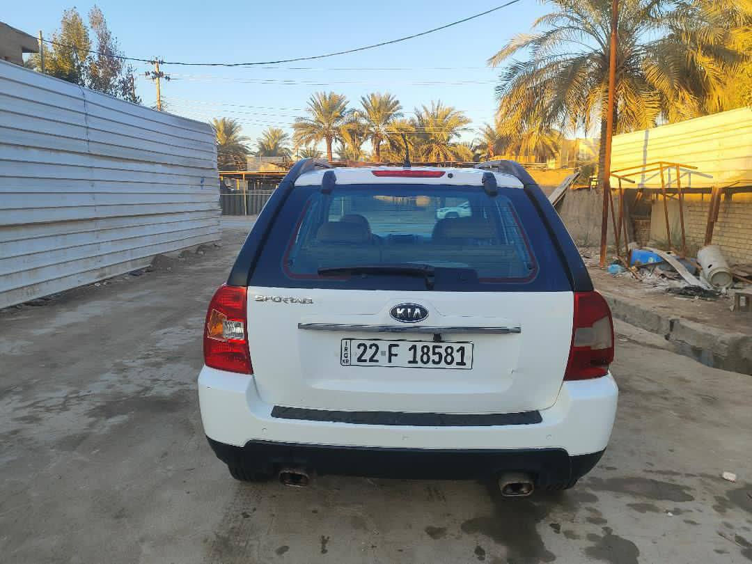 يالله سلام عليكم كيه سبورتج موديل 2010  خليجي 
🛑سياره بيه تبديل باب بلادي بدون دواخل ... 
🛑وشويه بلبنيد صبغ مثل ماموضح بلصورة ... 
🛑 باقي كفاله ... 
سياره  جديده ستخدام شخصي   تبريد ثلج صدر جديد تخم تاير باتري جديد  
السعر 108
رقم ***********
 عنوان بابل
