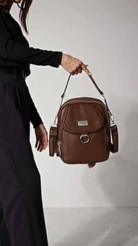 شنطة نسائية • مقاومة للماء • ٢٢×١٦×١٢سم