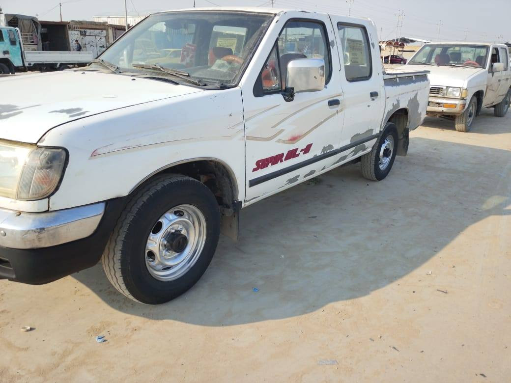 سلام عليكم سياره 
 نيسان موديل 2002
رقمها بصره.  سنويه،
ال2028 بيها،رشات 
صبغ  مكينه، كير،حداديه،
مكاني الناصريه، قضاء،رفاعي
***********،،،،،،
