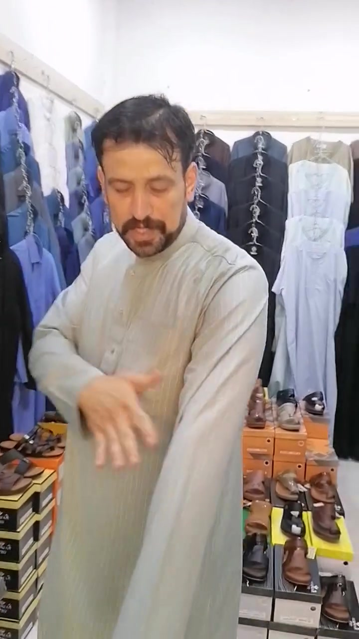 اللهم صل على محمد وآل محمد..
وجبه دشاديش رجالي قطن واسعار مناسبه..
العنوان القائم الشارع الي مقابل المول المركزي سوق الحشاشات مجاور مطعم زاد الخير..
محل انمار الراوي حياكم الله.
ملاحظه سعر الدشداشه 18000 الف قطعتين ب 35000 😊😊😊


**إذا كنت صاحب هذا الإعلان وتريد حذفه لأي سبب، رجاءا أرسل رسالة إلى الدعم الفني**