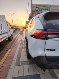 راف فور بانزين واردأمريكي كندا موديل 24/ماشيه 7000/مايل بريميوم رقم وا...