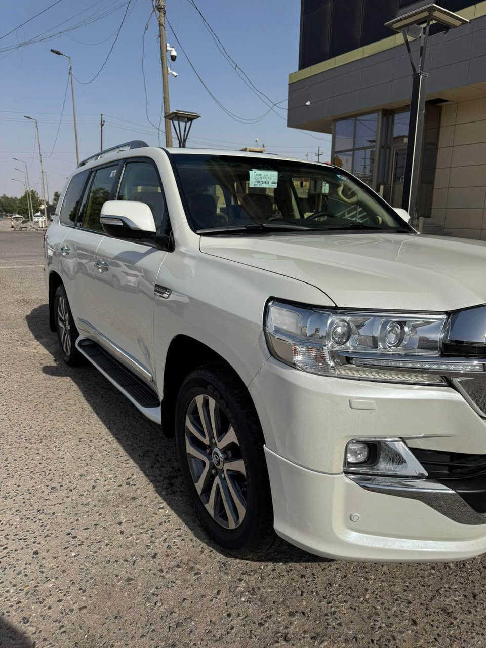 لاندكروز 2016 VXS ساز فول 1/1

رقم بغداد تحويل مباشر 

ماشية 210 الف كم 

السيارة بيها ملاحظات بسيطة فقط بارد 
وكفالة من الصبغ والتبديل 

فول السيارة جكات 
خمس كامرات 
رادار 
تحديد مسار 
نقطه عمياء 
ستيرن كهرباء 
وغيرها من المواصفات المعروفه

مكان السيارة البصرة 

السعر : 470 وبيها مجال بسيط للشراي 

للأستفسار : 
*********** بغداد, العراق
