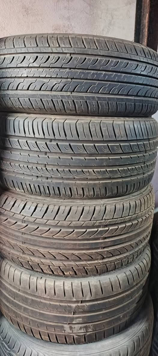 السلام عليكم   تخفيض على جميع قياسات مع الشد 
تخفيضات على جميع القياسات تبدي من قياس 12 لحد قياس 20 ويتوفر تاير كبير تريله .  العنوان:  البصرة ابو الخصيب الصنكر قرب جامع الصنكر  حياكم الله 
12/145           سعر الزوج   40 ألف 

155/70/13       سعر الزوج   45  ألف مع الشد 
155/65/13

195R/14       سعر  الزوج 50 الف مع الشد 
185R/14      
175R/14

165/70/14
175/70/14      سعر الزوج 50 ألف مع الشد 
175/65/14
175/60/14

175/65/15          سعر الزوج 40  ألف مع الشد 
185/65/15         سعر الزوج 50 ألف مع الشد 
195/65/15         سعر الزوج 50ألف مع الشد
195/60/15
185/60/15         سعر الزوج 50 الف مع الشد 
185/55/15

205/60/15
205/65/15
215/65/15
205/70/15   سعر الزوج  50ألف مع الشد 
225/75/15
215/70/15
215/60/15

جميع القياسات سعر واحد يعني 50  ألف مع الشد 

205/55/16
205/50/16
225/70/16
215/70/16
205/70/16       سعر الجميع قياس( 16)  50ألف الزوج  مع الشد
215/65/16
205/65/16
215/60/16
205/60/16
235/60/16
225/60/16
215/55/16
225/55/16
225/50/16

قياس( 17)  تاهو الزوج 50 ألف مع الشد 
225/60/17
225/65/17
215/55/17
205/55/17
235/60/17     سعر الزوج مع الشد 50 ألف
235/55/17
225/55/17
215/60/17
225/50/17
215/50/17
235/45/17
246/45/17
215/45/17
235/50/17

285/65/18   سعر الزوج  50 ألف مع الشد 
285/60/18

245/50/18
235/55/18   سعر الزوج مع الشد 50 ٱلف 
225/45/18
235/40/18

 245/40/19
235/35/19
245/45/19      سعر الزوج مع الشد 50 ألف 
245/35/19
275/30/19
255/40/19
245/55/19

225/35/20     سعر  الزوج مع الشد 50 ألف
245/45/20
ملاحظه/   (يتوفر جميع القياسات واكو قياسات ما مذكوره في المنشور  موجوده) هذا العرض مع الشد وحياكم الله شرفتونه ونورتونه


**إذا كنت صاحب هذا الإعلان وتريد حذفه لأي سبب، رجاءا أرسل رسالة إلى الدعم الفني**