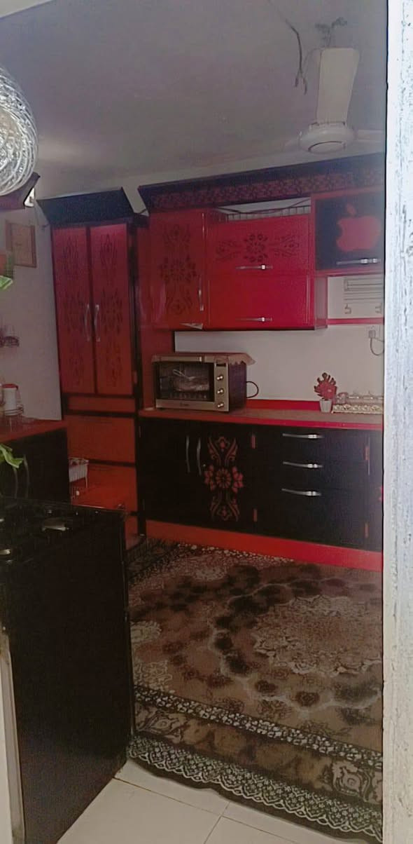 بيت زراعي للبيع ناصريه قرب ( شركة النفط ذي قار) البيت يتكون من 4 غرف وصاله ومطبخ وصحيات وممر خارجي الغرفه 5 في 4 عدد 2 والغرفه الثالثه 5 ونص في 5 والغرفه الرابعه 5 ونص في 4 وربع المطبخ 4 في 3 ونص قريب ع الشارع العام البيت مرتب كله سيراميك مساحت 200متر السعر 50وبي مجال استفسار تصل عل رقم***********
