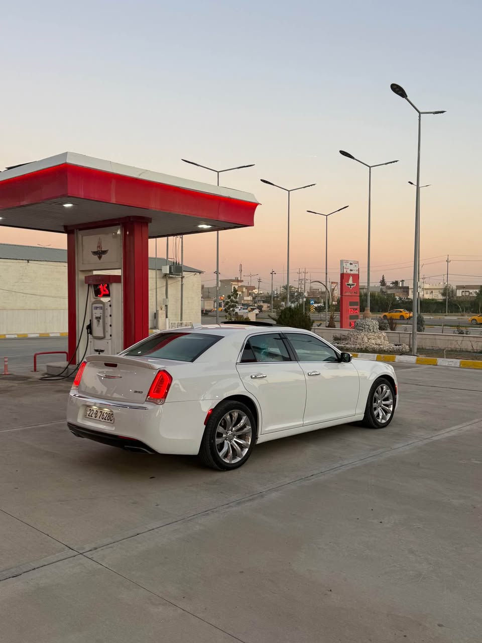 اوباما مودیل ٢٠١٦ فول موصفات داخل عسلي فئه C
سياره فقط بها جاملغ خلفي مرشوش بدون حادث 
سياره بحاله ممتازه ونضيفه وجديد سياره 
موصفات //
فتحتين بانوراما
تشغيل عن بعد تشغيل بصمه 
كشنات امامي تبريد وتدفئه 
كشنات خلفيه تدفئه 
تحكمات سترين 
مرايه جانبيه هيتر 
مرايه قلاب 
تبريد قطعتين 
كشنات خزن 
ستيرن تدفئه 
وباقي موصفات Cمعروفه 
شرط تحويل وغرامه 
مكان سياره كركوك 
سعرها ٢٤٤ بها مجال قليل 
رقم موبايل *********** كركوك, العراق
