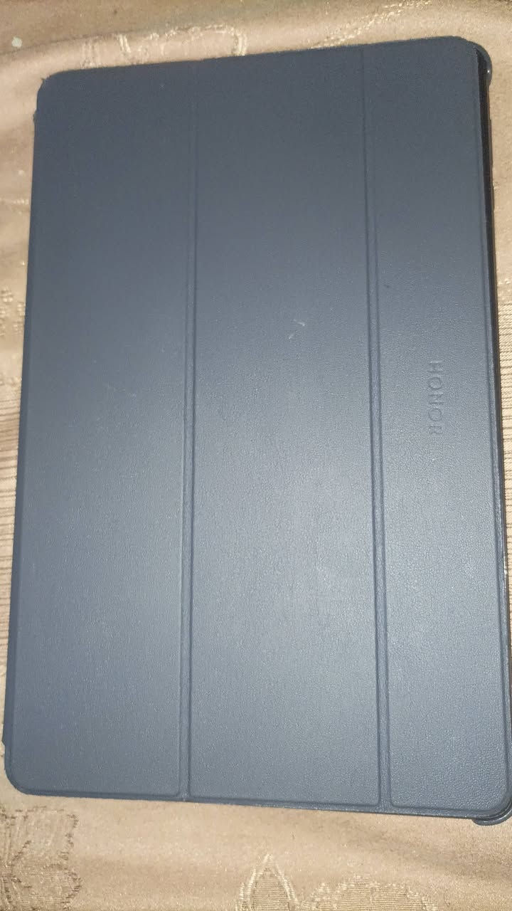 Honor pad 9x
مستعمل قليل كلش نهايتة 150


**إذا كنت صاحب هذا الإعلان وتريد حذفه لأي سبب، رجاءا أرسل رسالة إلى الدعم الفني**