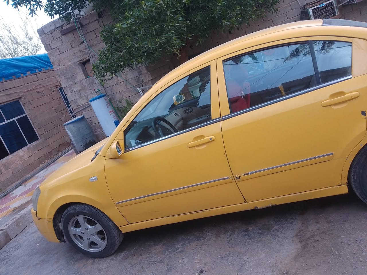 شيري اي فايف موديل 2011 رقم بغداد السعر 33وبيها مجال العنوان بغداد جسر ديالى القديم للاستفسار على الرقم ***********
