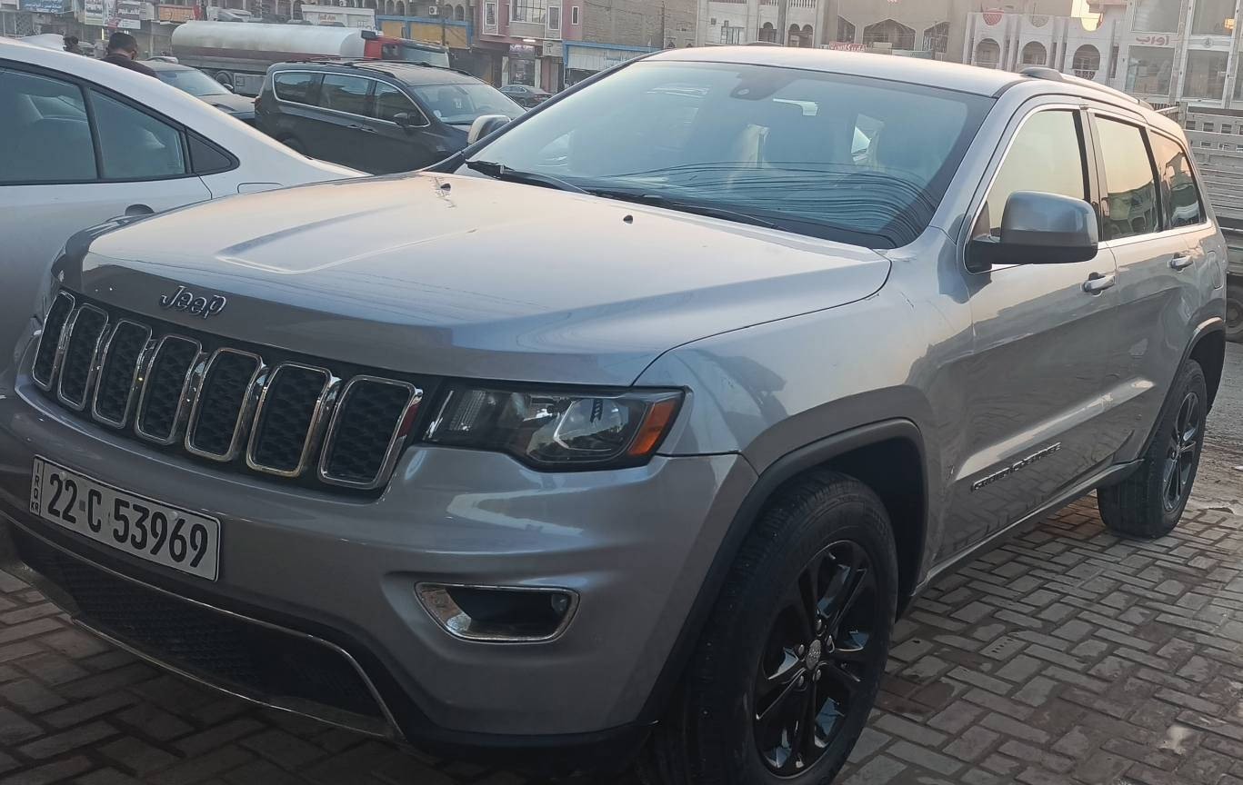 السلام عليكم جيب جراند شيروكي موديل 2017 مواصفات لاريدو حادث امريكا موجود بصور والعراق صار جاملغ خلفي وكصة القماره كلير
السعر 165$
*********** بغداد, العراق
