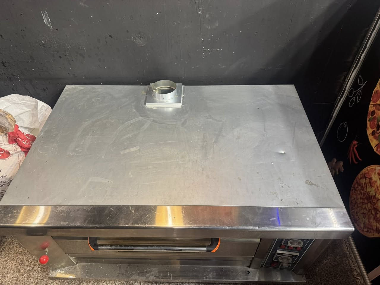 فرن بيزا جديد مستعمل اسبوع فقط اللبيع
بغداد 
الاتصال ***********
