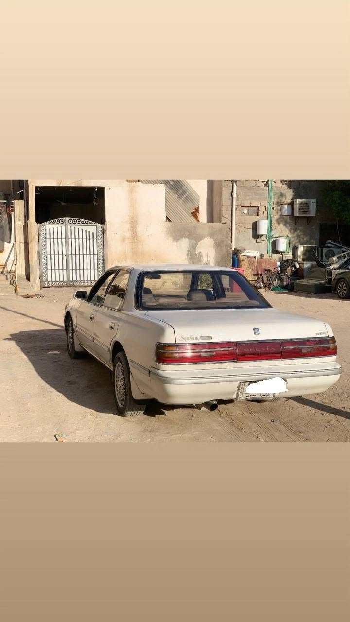 تيوته كريستا مديل 91 بصره لون لؤلؤي بلادي رقم بصره مكينة وكير ونجي ع الفحص تبريد شغال تختم تايىرات سنوية تنتهي نهاية هاي السنة مكفوله من نقل الجثه والكص سعرها 38 وبيها مجال العنوان ابو الخصيب ***********
