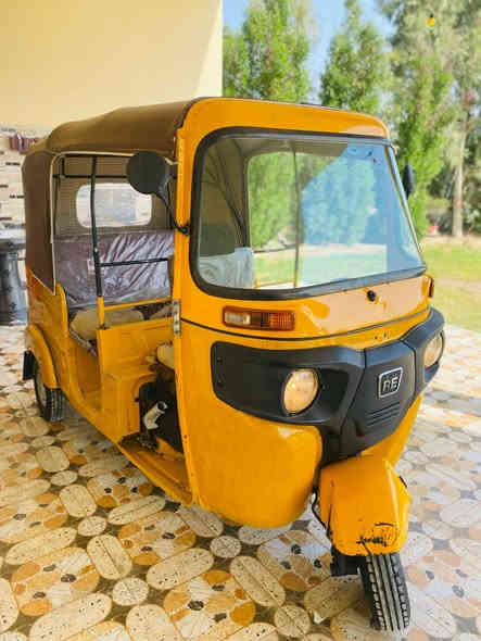 اللبيع تكتك 20كفاله عامه بس دوس معمره ولمكينه بوش بستم  مرقمه واسط تحويل ثاني يوم تكتك خير من الله 
تكتك كبل يل شغل ما ثب عليهه رب دينار تخم تاير السعر 6و200وبيه مجال 
اريد مراوس ب 21كون كفاله ومرقمه ستفسار نتصال عل ‏‪0784 442 4730‬‏عنوان واسط النعمانيه وتحياتي الى جميع
