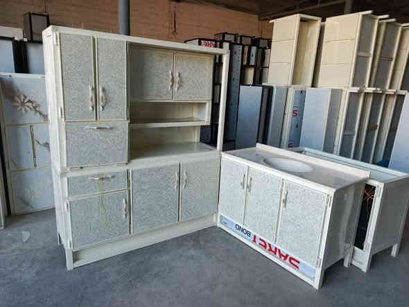 كاونتر قياس متر ونص ملحق متر ونص سنك متر عشرين مرمر امللنيوم سعر 265 يوجد توصيل لجميع المحافظات العراق الحجز مراسله صفحه او وتساب ***********
