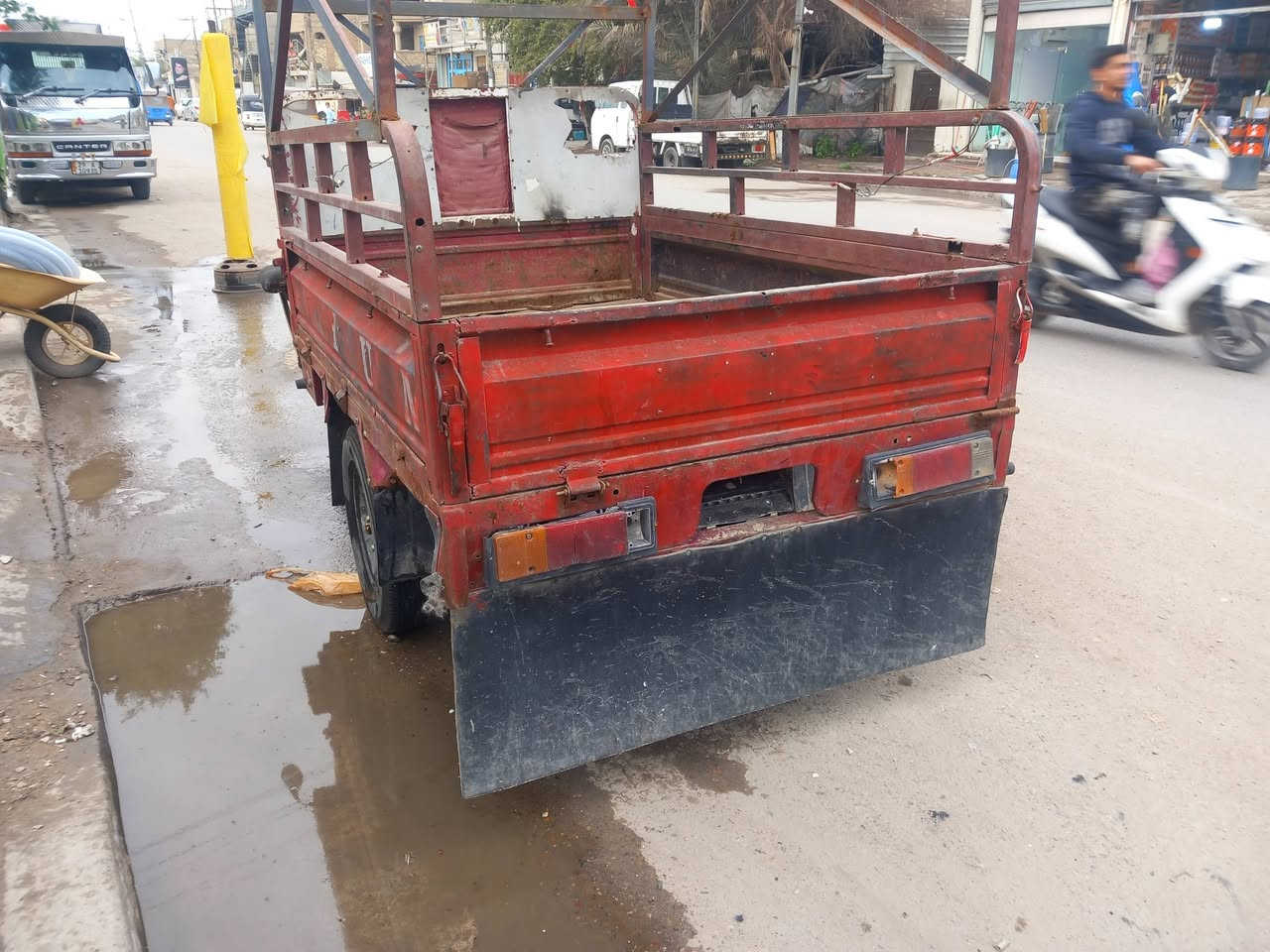 داي وان  السعر واحد ومية  1100المعالف اوراق


**إذا كنت صاحب هذا الإعلان وتريد حذفه لأي سبب، رجاءا أرسل رسالة إلى الدعم الفني**