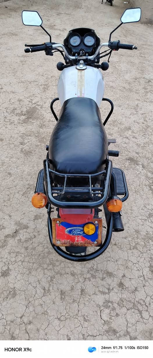 دايوان موديل 20 مكفوله أوراق اصوليه كلشي شغال سعرها مليون ١٠٠ وبيها مجال مكان طريق كوت بغداد قرب تقاطع النعمانيه ***********
