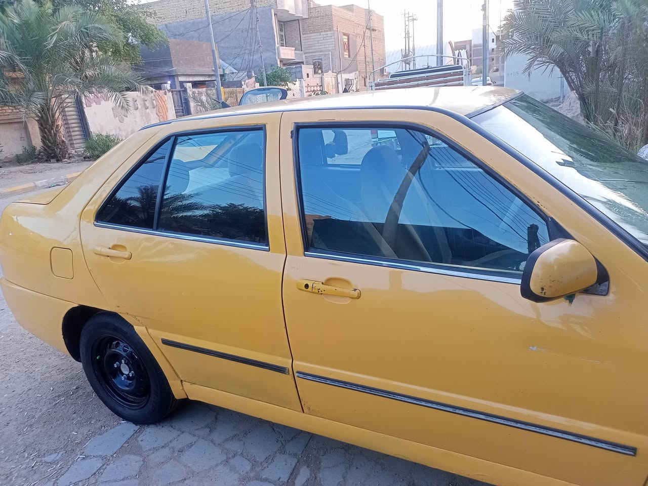 السلام عليكم شيري كوين موديل 11 مكينه وكير بالكارتون تبريد ثلج حداديه بالكارتون طخم تاير بالكارتون كهربائيه كله شغاله جاهزه من كل شي سنويه 28 مصفره هيئه وغرامات شرط التحويل راعيه بناصريه ومكاني ناصريه مركز ترايك وين مايعجبك السعر 23 وبيه مجال لان محتاج كلش وبالعافيه على الياخذه رقم تلفون ***********
