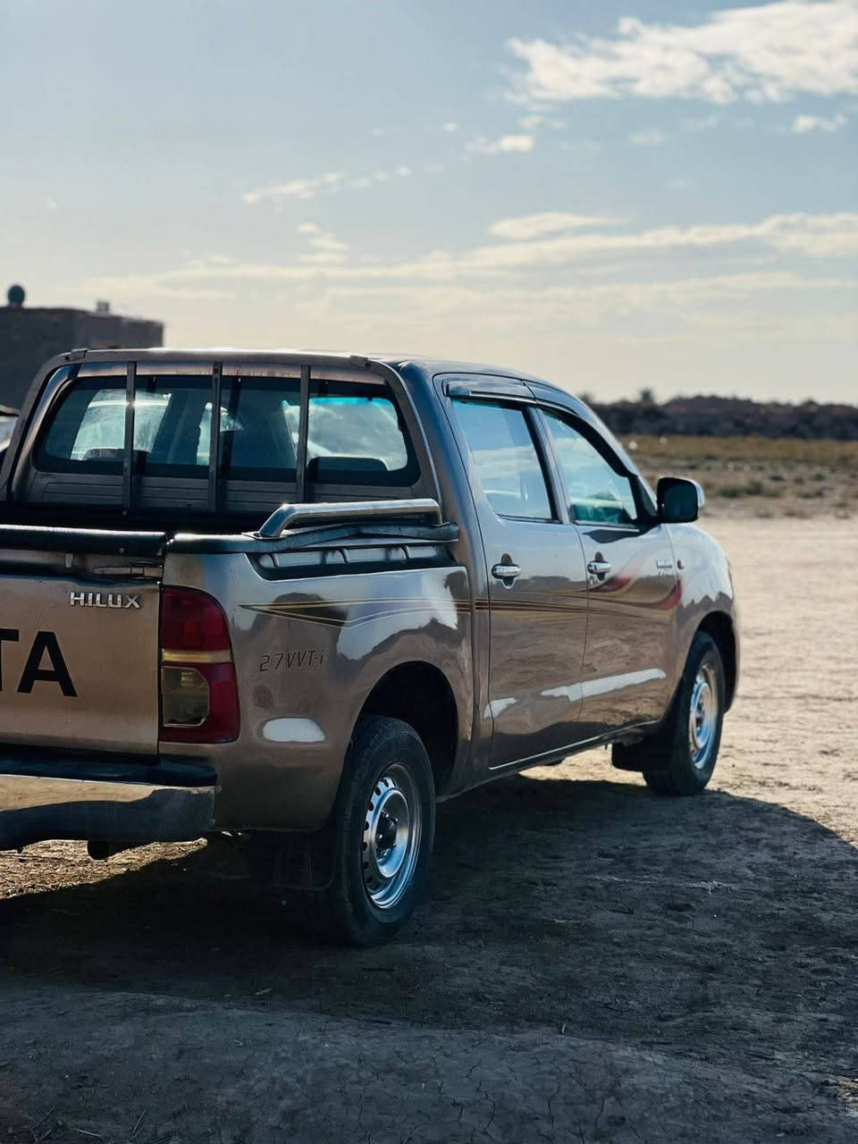 سلام عليكم بيكم هايلوكس 2007 مكفوله من ضربه وتبديل محرك كير اكس كفاله تخم تايرات سنويه مجده 30 مشروع وطني رقم كربلاء دولي شاصي 19 سعر 127 وبيه مجال *********** ***********مكان بابل الشوملي
