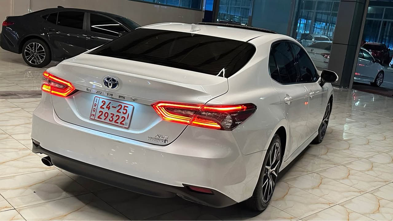 Toyota Camry XLE 2023 
Hybrid 🔋
235$ 
‎فتحة سقف سلايد
‎بصمة ابواب
REMOTE START : تشغيل عن بعد
‎شاشة دشبول ديجيتال
‎شحن وايرليس
‎كاميرا جانبي
‎كاميرا خلفي
AUTO START : اوتو ستارات
AUTO STOP : اوتو ستوب
‎رادار امامي (تحديد مسار)
‎رادار جانبي (نقاط عمياء)
‎رادار خلفي (التحذير من الاصطدام)
‎حساسات 360°
‎حساسات امامي
‎حساسات جانبي
‎حساسات خلفي
‎كشنات جلد
‎كشنات كهربائي
‎كشنات دفئة
‎تحكم استيرن
‎استيرن كهرباء
‎استيرن دفئة
‎تبريد لمس
‎تبريد مركزي
‎مراء شفط كهربائي
‎صندوق شفط كهربائي
‎لايتات ليد عدسة زينون 
***********
Duhok أربيل, العراق
