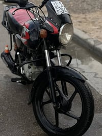 دراجة بوكسر للبيع كلشي بيها شغال ما بيها نقص سنويه باسمي ثاني يوم احول...