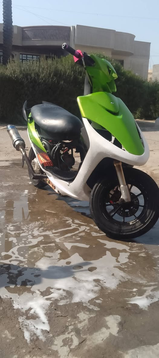 السلام عليكم 
ماكس عدله مراوس ب تي ماكس
مزروعه تزويد مكينه 63 كور بصمه بيه قبق كور رياضي بيه كلجات رياضي وبيه صالنصه اصليه سعره 250 وبيه دبل امامي رياضي وبيه شيال راجع وبيه دبل خلفي قزم بيه كابريتر قفاز اصلي مو تجاري بيه لحيه بيضه وترايش بيه فلاوين رياضي روله 750 دراجه مرتبه حيل وشغله مرتب


**إذا كنت صاحب هذا الإعلان وتريد حذفه لأي سبب، رجاءا أرسل رسالة إلى الدعم الفني**