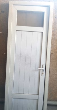 باب • للبيع