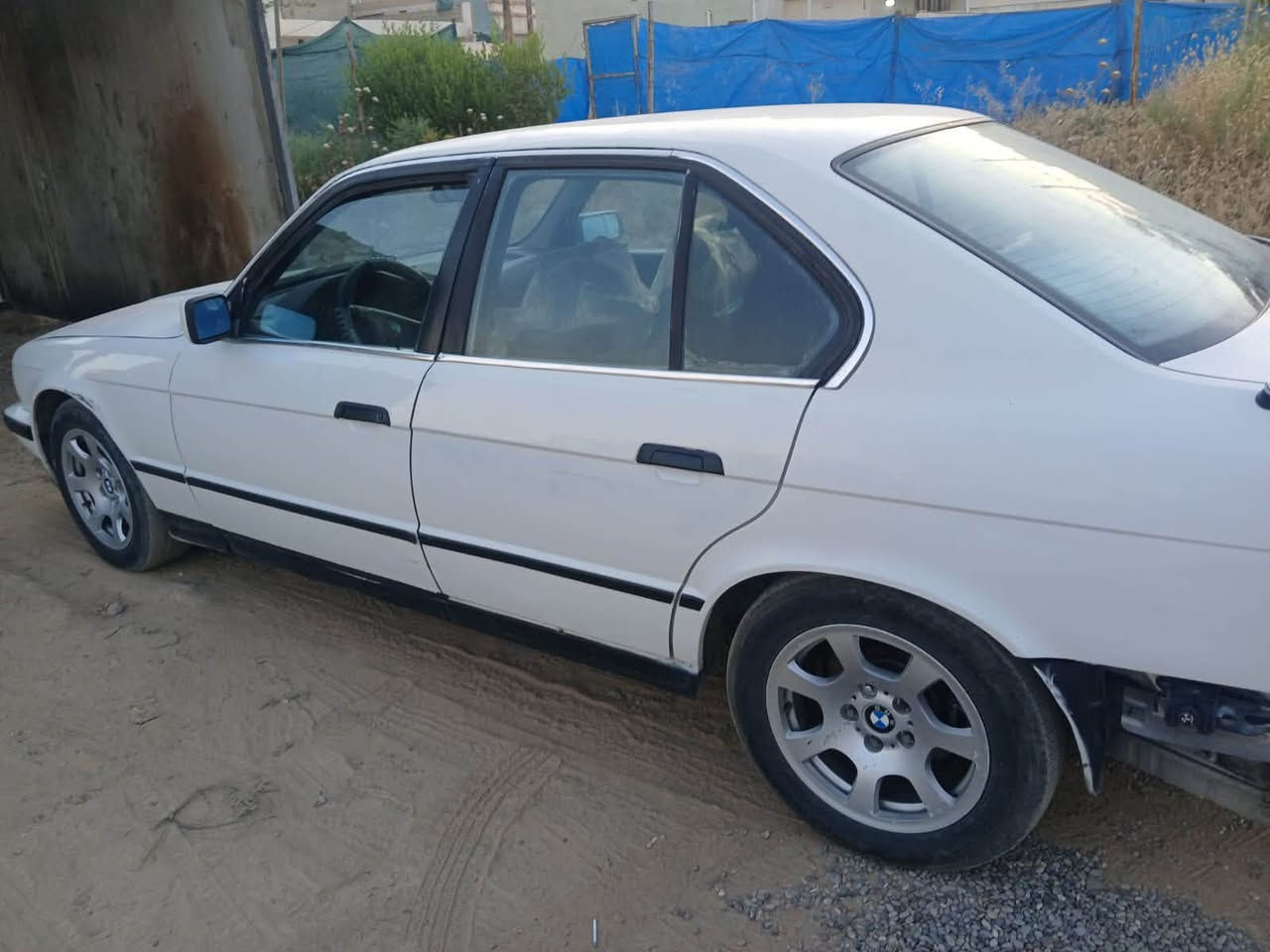 سلام عليكم bmw1991 525 محرك 25 مسكر كير اوتو كير و محرك شرط رقم كركوك سنويه منتهي شرط تحويل سياره تبريده شغال جاهزه يحتاج مصروف قليله بي ضرر جاملخ امامي سايق شري يخابرني و تدلل سعره 42 وبي مجال مكاني كركوك ***********
