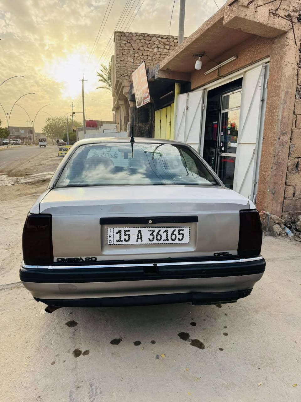 السلام عليكم
اوبل اوميكا للبيع موديل 93 تحويل مباشر سنويه لل30 هزه جديده سياره معمره وحلوا ولباقي عل فحص السعر 30 وبيها مجال بسيط 
لاستفسار خاص او لاتصال عل رقم ***********
