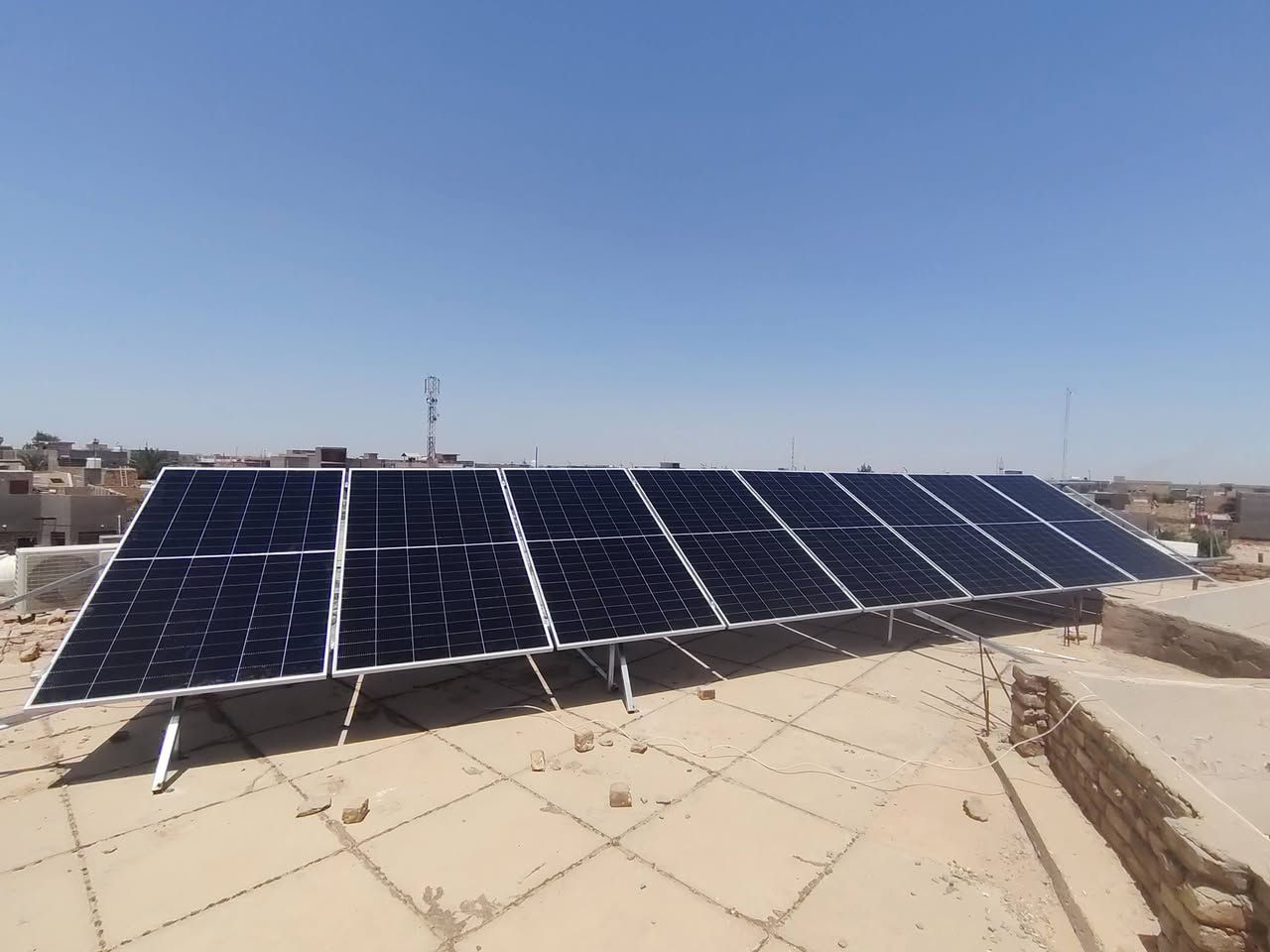 مستمرين بتجهيز منضومات الطاقه الشمسيه🌞 للحصول على (طاقه نضيفه وبيئه نضيفه 🌈🌿) 

تم تجهيز  منزل بمنضومه طاقه شمسيه ⚡⚡
بمقدار 15A نهاري +10A ليلي لمده 4ساعات 🌠
بالاعتماد على 
1- انفيرتر من ماركه Deye 6kw ip65   ضمان 5سنه 
2-بطاريه من ماركه Rizon10kw ضمان 5 سنه
3-الواح ماركه فلادلفيا 710w ضمان20سنه

للحجز و الاستفسار التواصل واتساب 
قسم الصيانة / ***********
قسم المبيعات/ ***********
سوق الطاقه الشمسيه في العراق 
كروب الطاقه الشمسيه في النجف

