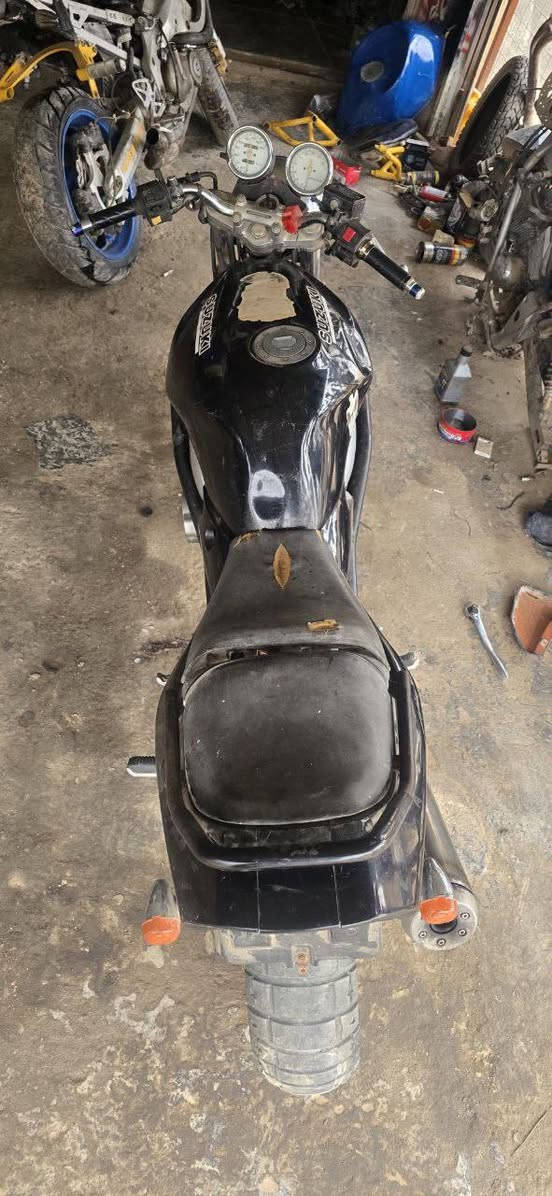 بانده عادي شتريد موجود تفصيخ
يوجد توصيل ‏‪***********‬‏
عنوان المحل ديوانيه عفك محل #گرار #جاري
