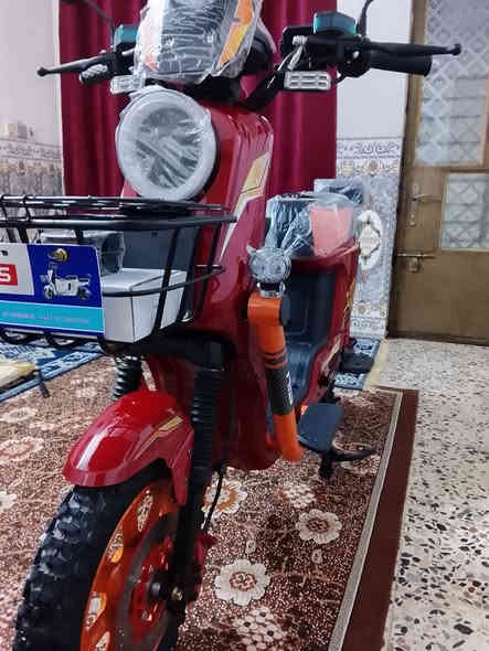 دراجه R9جديده جديده جديده العنوان بغداد السعر 650وبيهه مجال لطيبين رقم التليفون ***********موجود وتساب
