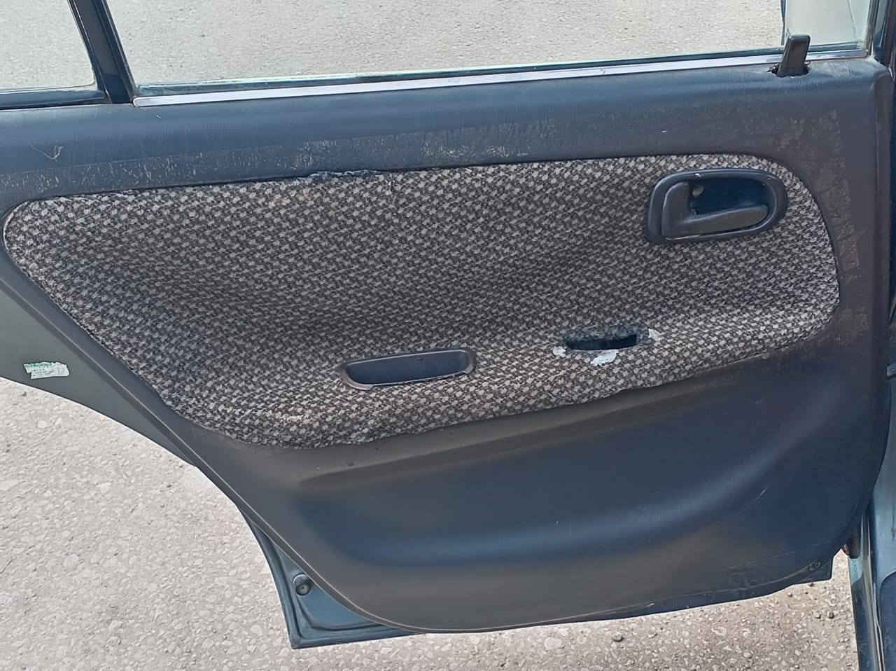 كورلا ١٩٩٣ مكفوله  كير مكينه حداديه  ومكفوله من الضربه القويه ثانويه ساقطه. مكانه النجف ناحية العباسيه ? السعر ٤٨
***********
