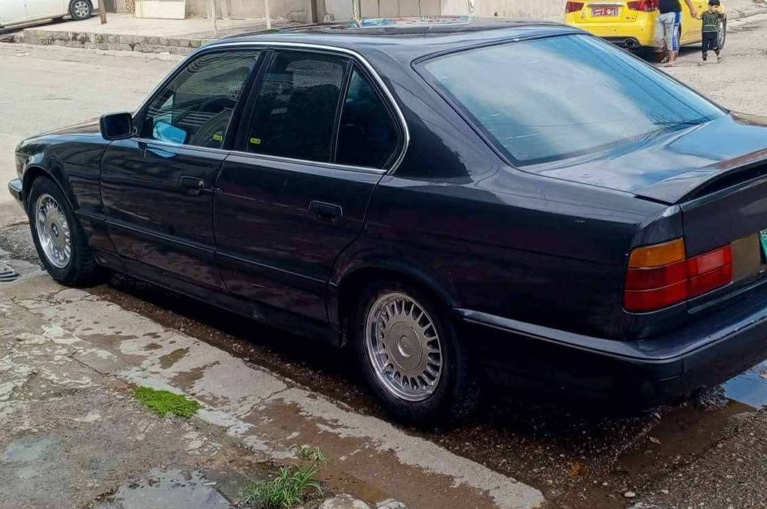 السلام عليكم ورحمة الله
للبيع بي ام دبليو موديل 1991

525رقم نينوى دولي

 السعر 60وبيها مجال قليل
مكان ااسيارة موصل الايسر
ملاحظة السيارة وارد ياباني


**إذا كنت صاحب هذا الإعلان وتريد حذفه لأي سبب، رجاءا أرسل رسالة إلى الدعم الفني**