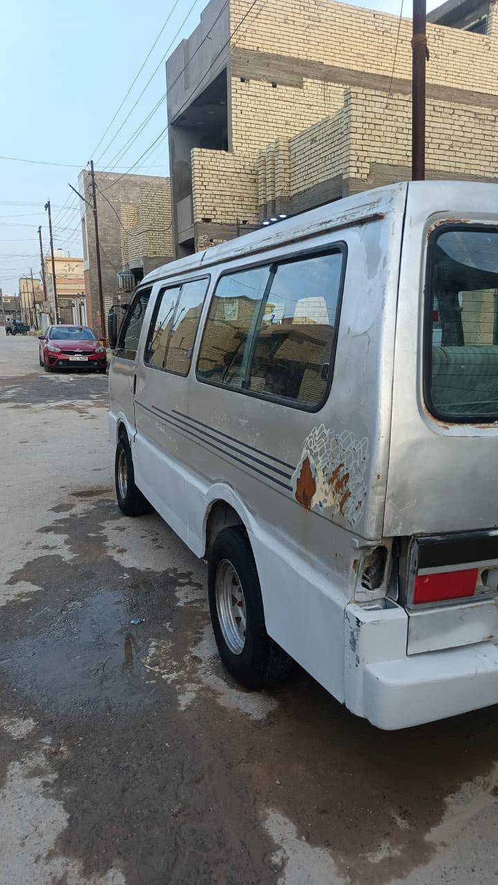 السلام عليكم كيه بسته ٩٢ مكينه ونجي كير اوتو تخم تاير جديد مماشي صدر نص عمر شواصي الاماميات وضع شركه والخلفايات بس واحد تعبان كاعيه جديده وخشبه وفرشه خلفيه جديده وزره جديده معمره سمكري تعمير كلش حلو ولا قطره خياس بيهه سنويه تفاصيل مطلوبه ٧٥٠ غرامات هيىه ومرور تريد تحويل اتريد وكاله خاصه السعر ٢٥ ورقه ***********
