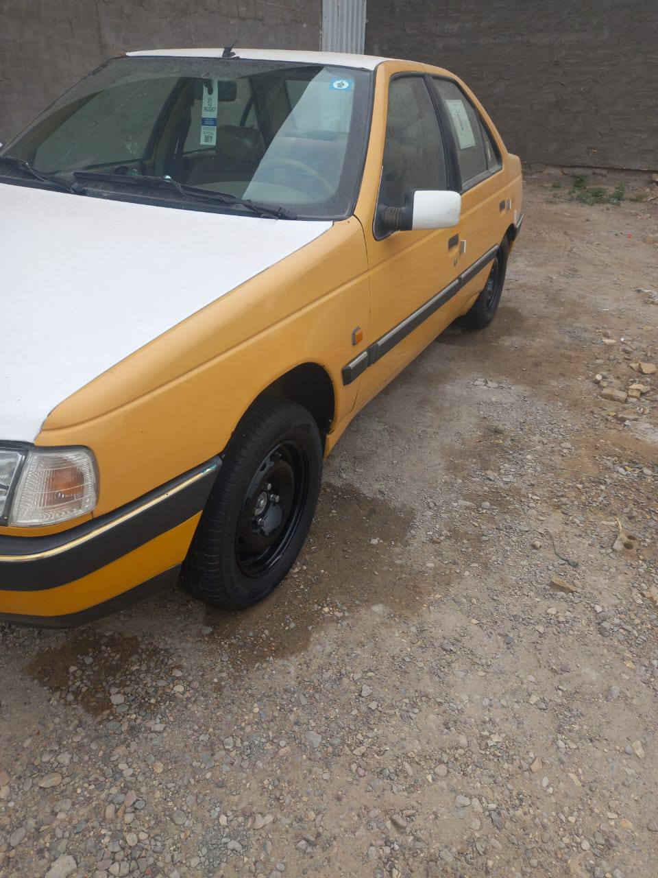 السلام عليكم للبيع بيجو جيلكس موديل 10داخل بيجي مدوشمه ارضيه وكشنات مكينه وكير جدد وخير من الله تبريد شغال تخم تاير جديد كهربائيات كلها شغاله لايت زنون سماعات  بيها مال سوناتا حديث جاهزه مصفره هيئه وغرامات تحويل مباشر اكاتبك مروري مكانها بغداد المشتل #السعر 29 السياره بدون ضربه فقط معمره الهلالات ومصبوغات على كدهن 
رقمي***********ابوعلي موجود واتساب
