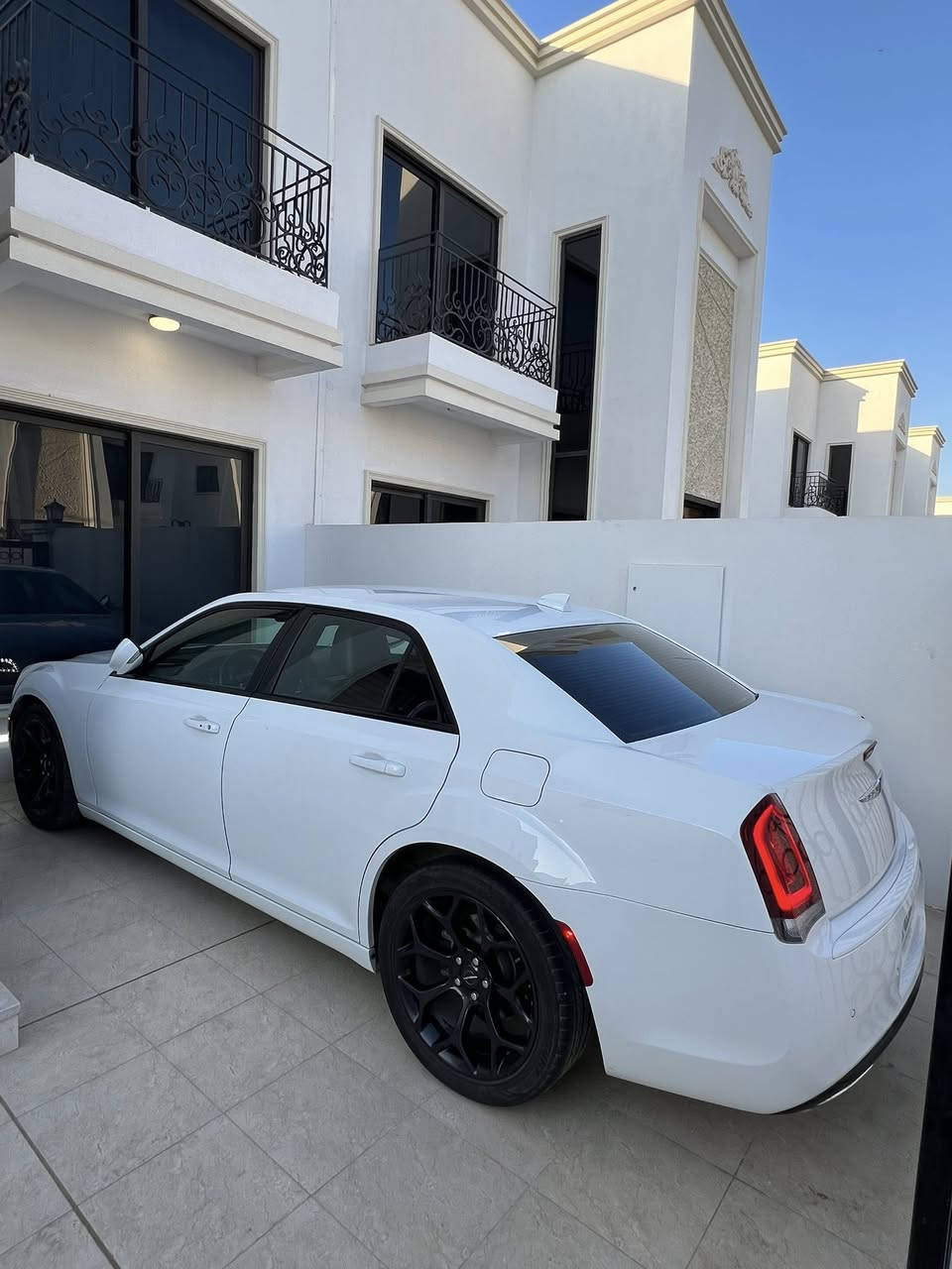 اوباما 2019 s كلين تاتيل مكفوله من الصبغ حته الدعاميات وارد كندي الدعاميه نفسه ماشيه 80 سونارها موجود بل منشور 
***********
رقم مميز 
تشغيل عن بعد 
حساس امامي خلفي 
رادار 
اشاير بل مري 
المري قلاب 
الايت الامامي متحرك 
بردات خلفيه 
كشنات حضن 
تتفئه تبريد كشنات خلفيه اماميه  
السياره باسمي فول ما عدى البنوراما
