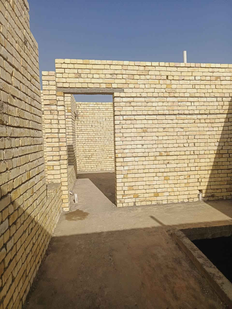 سلام عليكم خلفه بناه شغل درجة اوله متفرغ حالين للستفسار ***********
