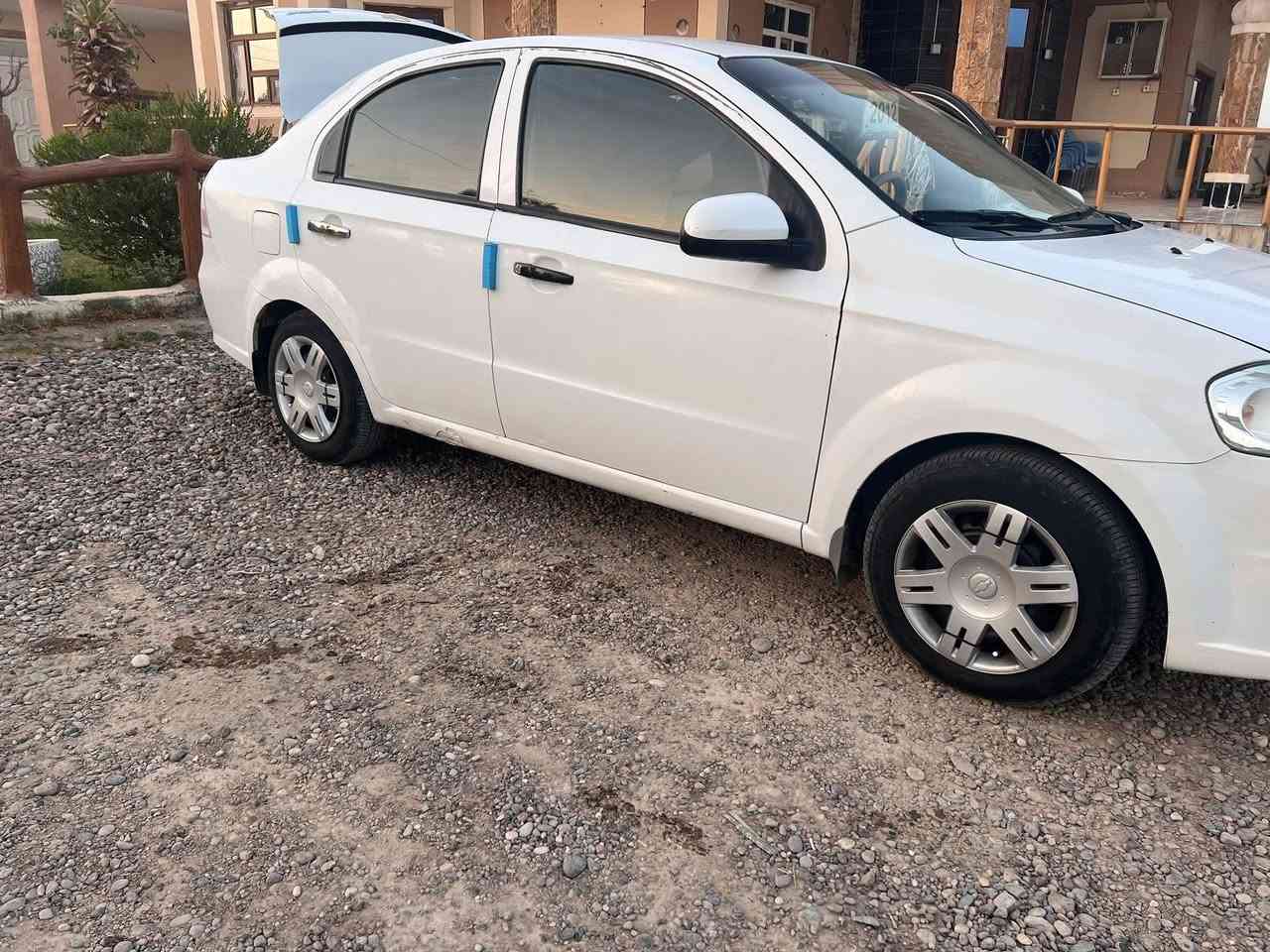 سلام عليكم البيع افيو موديل ١١ خليجي سياره بيه شبر صبغ فقط كير محرك تبريد تدفئه كلو شغال  صدر خلفي امامي جديد سياره مال شركات قبل جانت مطلوبه مصرف وهسه تصفر حسابها كامل اتروح فقط اتحول رقم سعر ٥٧ وبيه مجال قليل مكان سياره العلم ***********
