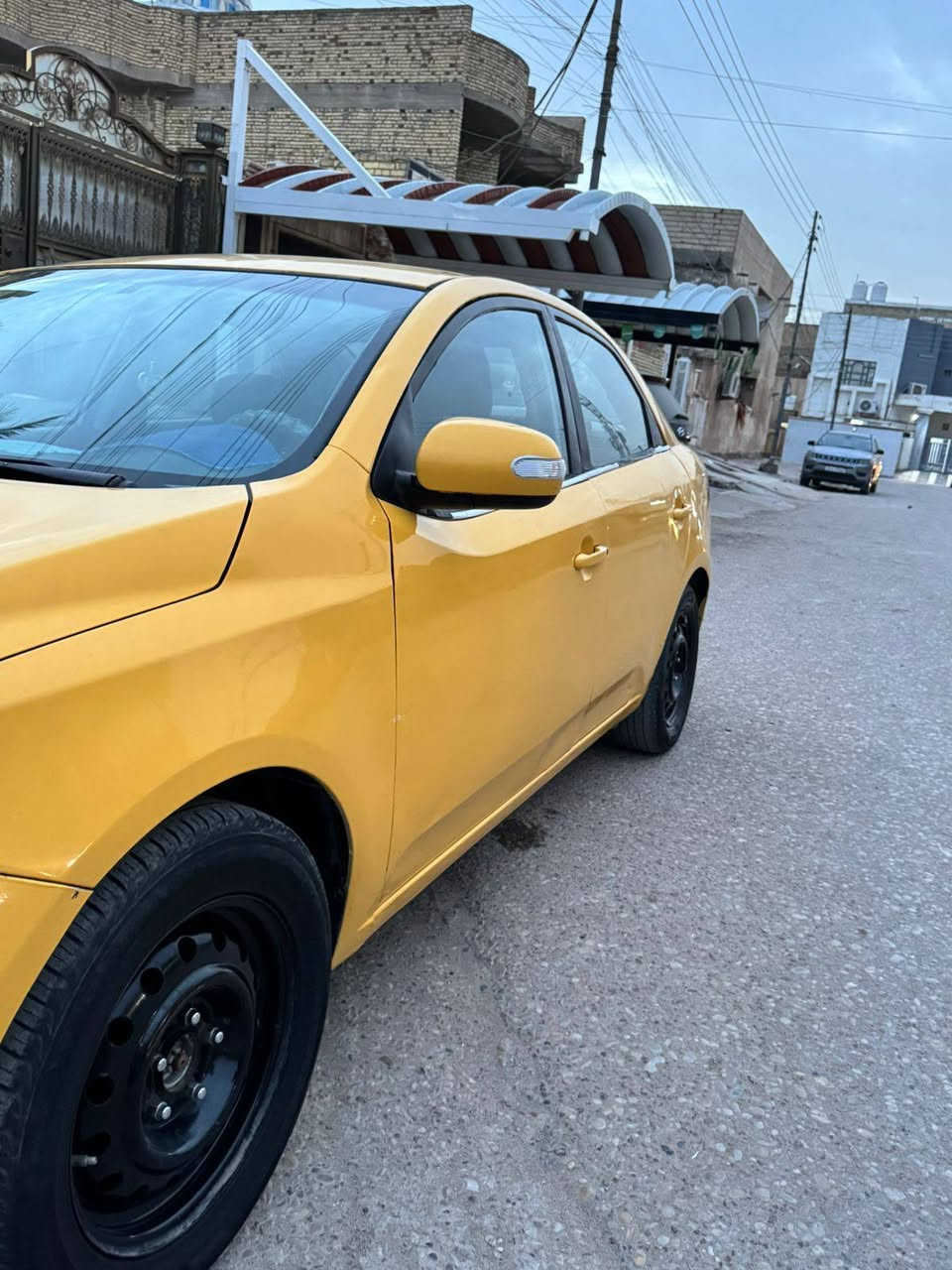 السلام عليكم سيراتو 2009 للبيع السعر 75تفاصيل اكثر اتصل واني بخدمتك للاستفسار ***********السنويه لغاية 2027 هيه وغرامات عليه تستلم مصفره
