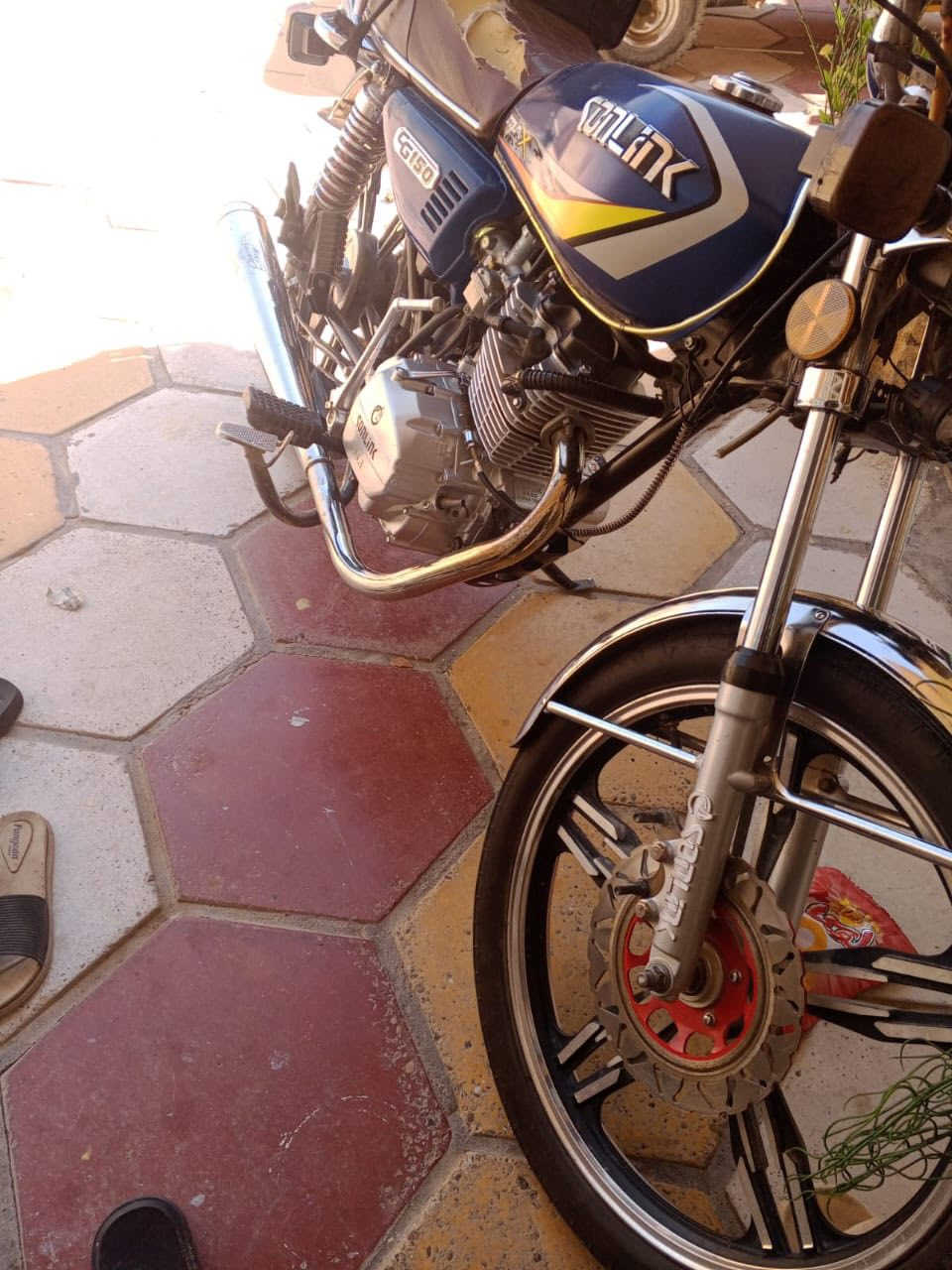 السلام عليكم دراجه ايراني موديل ٢٣ اوراق كامله وكلش نضيفه شرط الشلعه  المكان بغداد حي اور سبع قصور 
السعر ٥٥٠ وبيها مجال حك الجيه الرقم ***********
