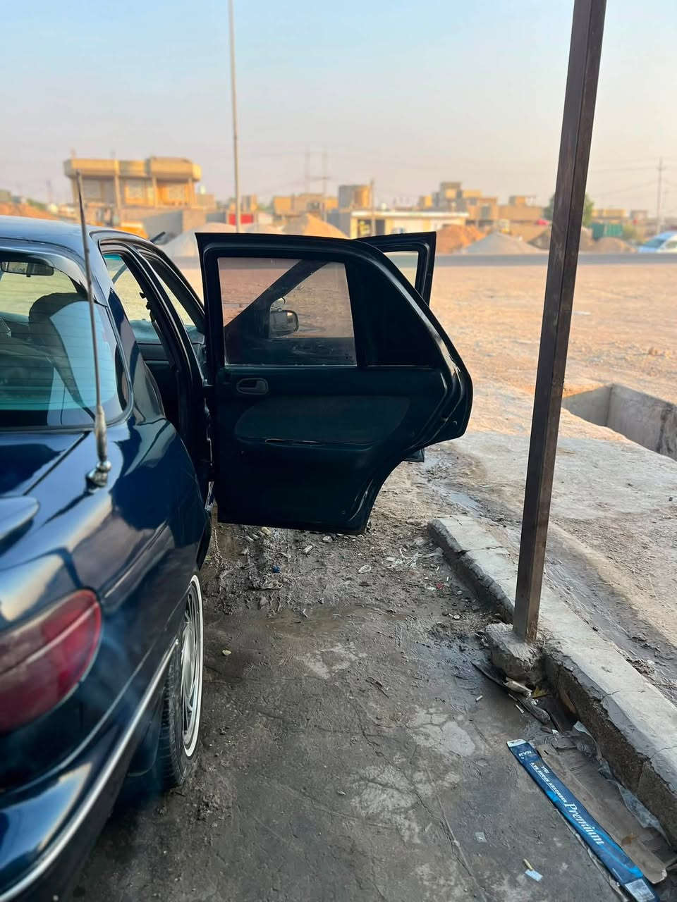 السلام عليكم 
كيا سيفيا موديل 93
رقم بابل 
كير ومحرك في حاله ممتازه
صدر الأمامي جديد مشط جديد باور جديد
فقط الدبلات الخلفيه تعبانه 

سنويه نافذه 
تحويل مباشر 
السعر 27 وبيها مجاااال

مكان السياره واسط النعمانيه

الاتصال ***********
