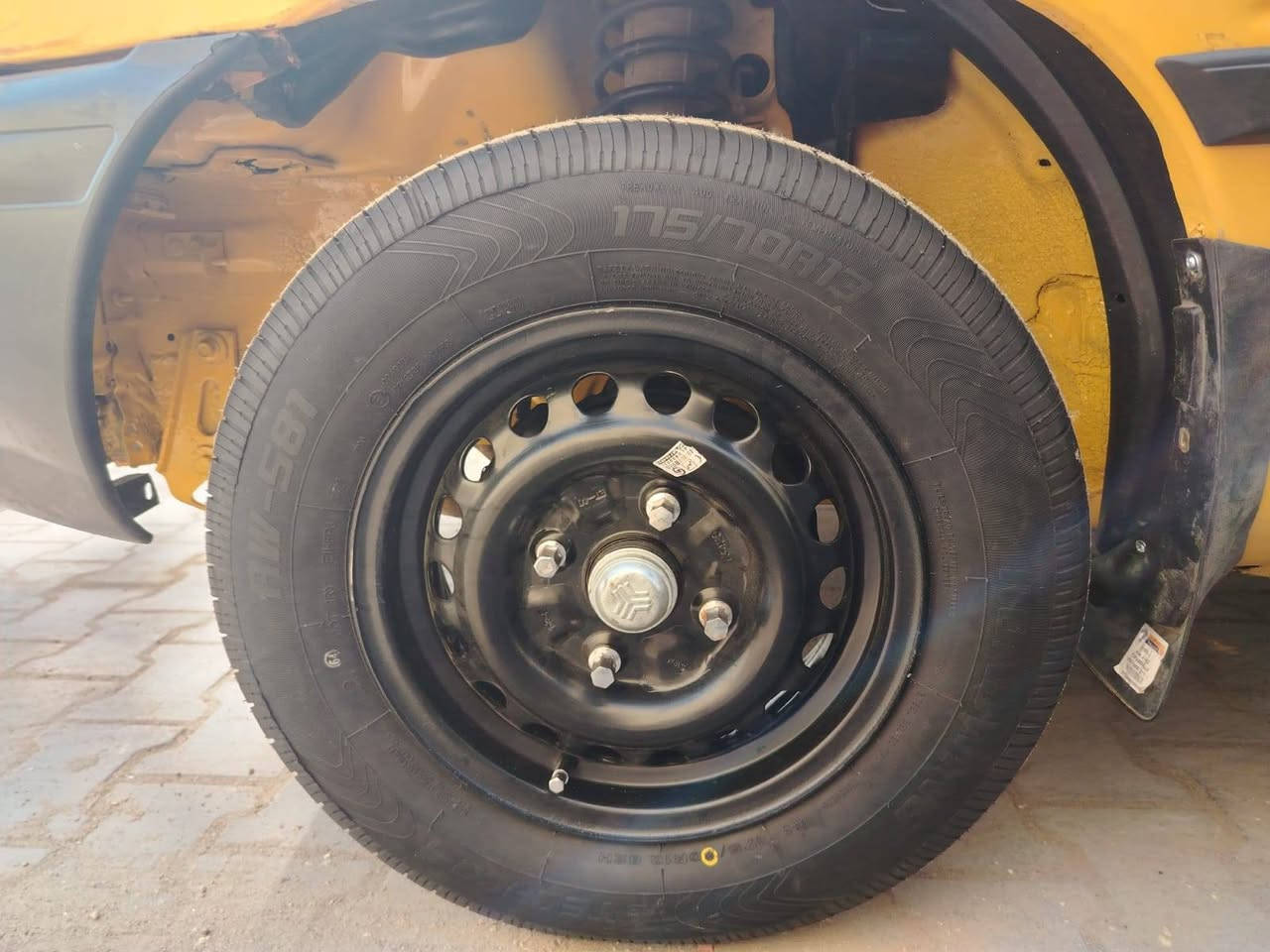 تعمير عام
كير ومكينه وسمكره وصبغ
***********

البصره الاصمعي قديم
