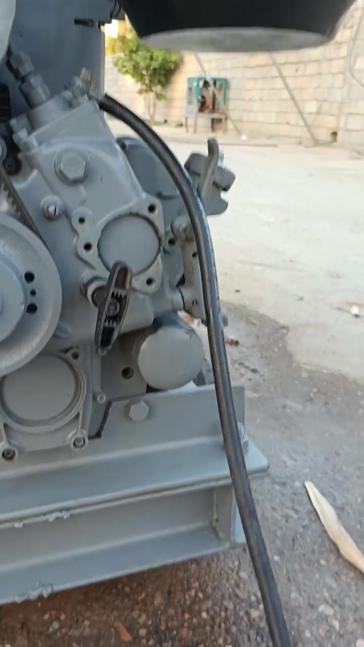 سلام عليكم  للببببببببيع 
محرك دويز 2 بستم  511 دينمو  12.5 كيفي  سنكل  جاهز على 24 حباية  شرط لاتنقيص ولا تبخير  عنوان  ديالى كنعان  التواصل  على الرقم وتساب واتصال ***********
