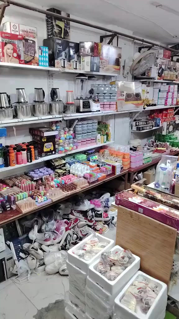 يا الله 

يقدم لكم مجمع الساعة كل ما هو جديد

وصلت لينا بضاعه كل ماايحتاجه منزل

وأسعار ان شاء الله تنال اعجباكم متابيعنا العزاء

دائما عروض مستمرة في مجمع الساعة للمواد المنزلية 

للعنوان السماوه سوق عماره سيد دريد مقابيل كراج العسكري أو مقابيل كراج مهدي


**إذا كنت صاحب هذا الإعلان وتريد حذفه لأي سبب، رجاءا أرسل رسالة إلى الدعم الفني**