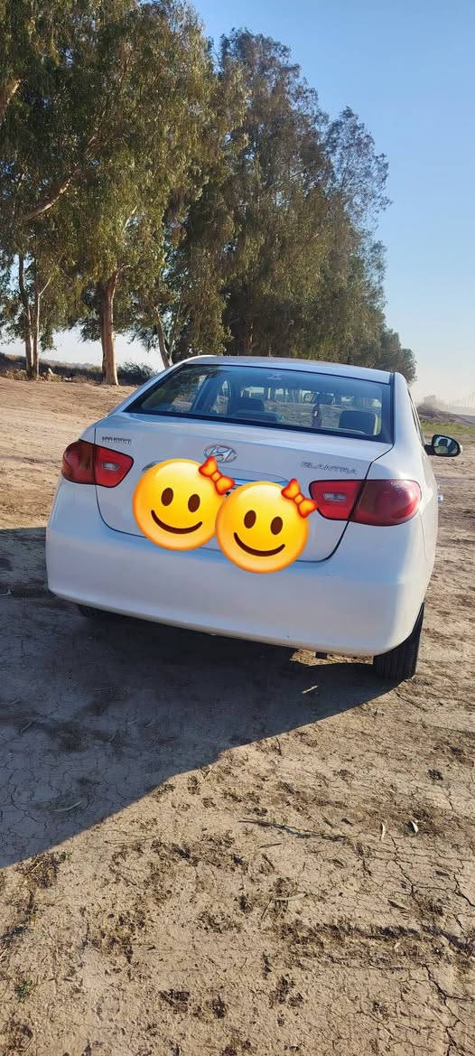 السلام عليكم سياره النترا صالون 2010 بيه  قطعتين بارد والباقي كير 1600  ومحرك كفالاه وسونار موجود رقم شمالي تحويل بكل وقت السعر 115 وبيه مجال المكان صلااح الدين الضلوعيه ***********
