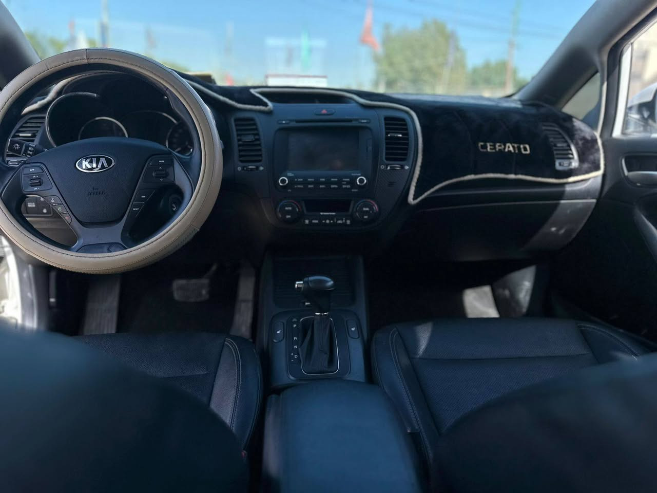 سيراتو 2014
#فول السياره
#محرك وكير علشرط
#تحكمات ستيرن
#نظام ايكو
#تبريد تتدفه
#شاشه بلوتوث بلادي
#كشنات تبريد تتدفه
#مري شفط
#السياره زيرو
#متوم اربيل دولي طبق الاصل
#محرك 1600 
وبعد خير من الله بيها موصفات

ملاحظه السياره كل شبها وعين ما عليها تختلف عن باقي السيارات شغل واطلع وين ما يعجبك

#السياره كصه جنطه متعوب عليها هواي 
السعر 57 وبيها مجال بسيط

#فقط وات ساب متواجد ***********
