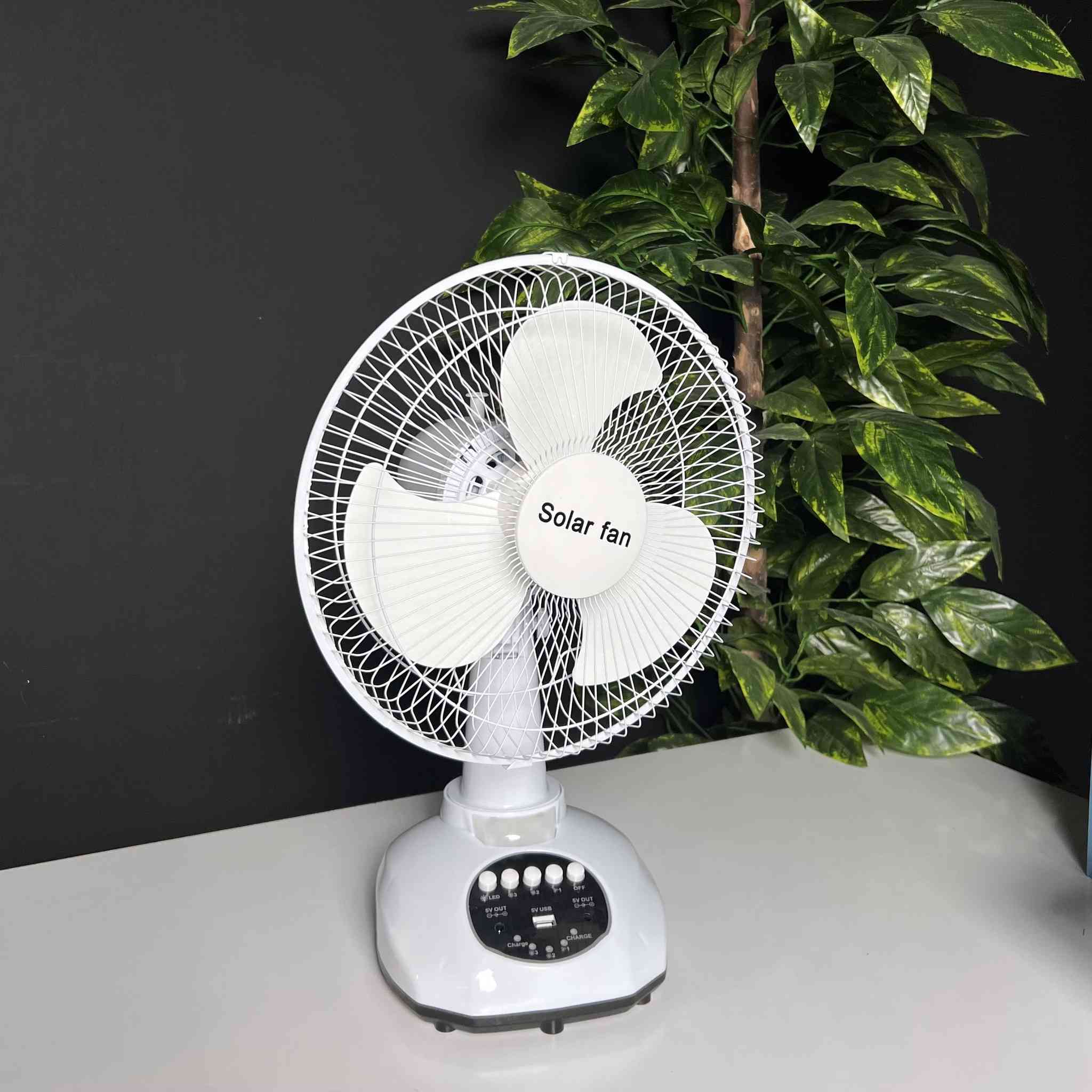 توفرت مراوح شحن تعليگ و منضدية و عمودية.          اسعار كلش مناسبة اصلي درجة أولى فحص قبل الدفع 
الأسعار تعليق او خاص الحجز خاص او واتساب ***********
